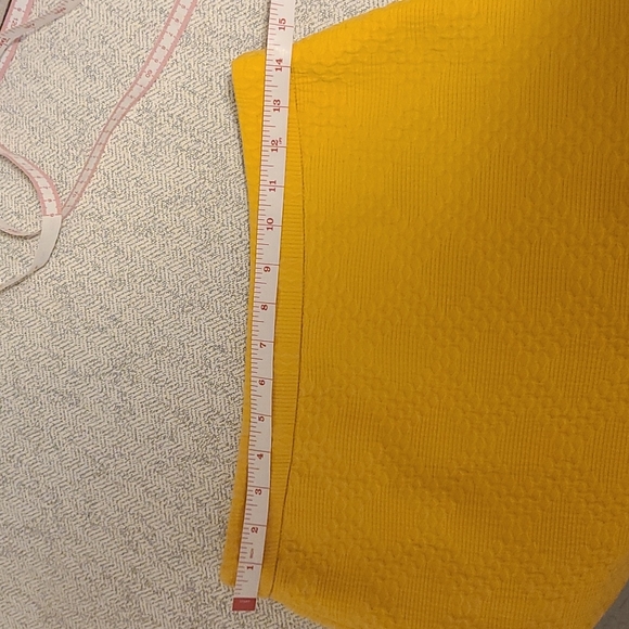 Banana Republic Mustard color skirt - Picture 7 of 8